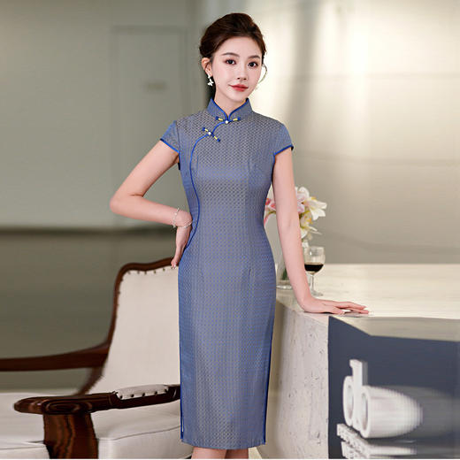 TZRY-214-11新款时尚气质精品真丝中长旗袍绣花旗袍长旗袍复古风修身旗袍 商品图1