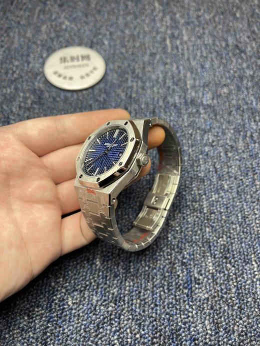 【升级版】爱彼AP皇家橡树系列 AP15202PT系列
搭载进口西铁城 商品图3