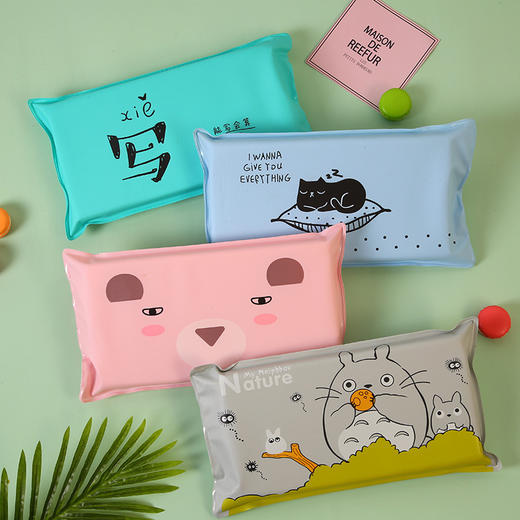 【降温散热 清凉一夏！】夏日到凉快才是王道！新款卡通冰枕 冰垫，清凉散热，舒适座感，学生宿舍 办公室 车内都适用，让身体更加凉爽舒适！ 商品图0