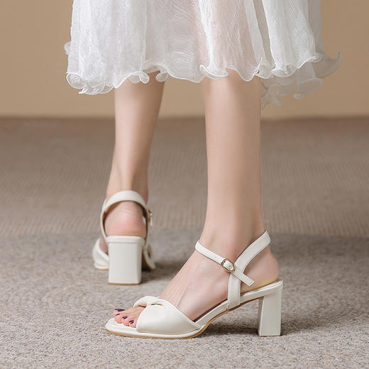 ZHR时装凉鞋女2023新款夏季气质高跟凉鞋女韩版小众ins潮粗跟凉鞋 商品图3