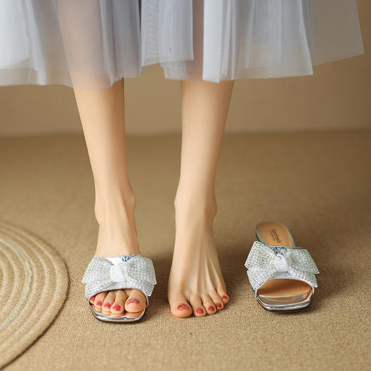 春夏新款，外穿法式蝴蝶结露趾粗跟5cm仙女风一字凉拖鞋LD-6335 商品图1