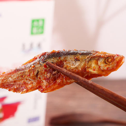 乌苏镇 香辣味小白鱼 320g/盒（16g*20袋） 商品图3