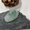 18K翡翠吊坠-皇冠扣飘花叶子 商品缩略图0