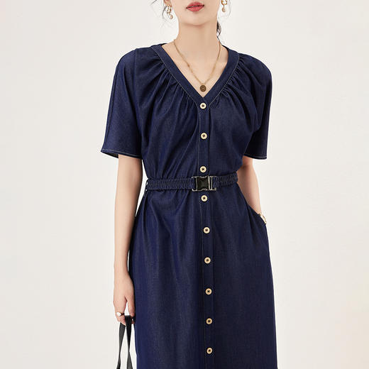 复古港风，小众设计V领泡泡袖中长款收腰显瘦牛仔连衣裙WLZD-2307101 商品图0