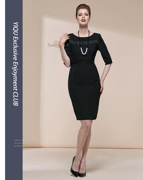 YIQU |“魅力永恒”连身裙（雅黑）