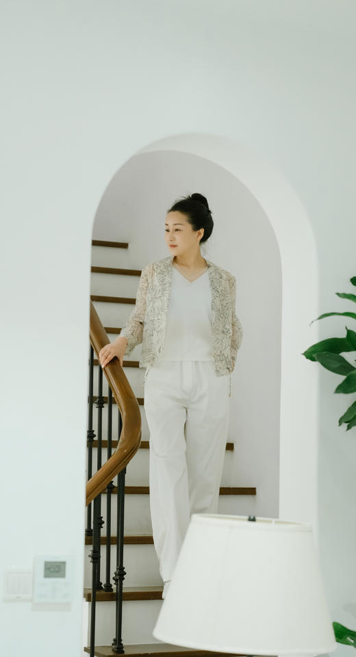 S1L2朗姿 欧根纱线条花朵西装LAST02WJP121C01 商品图1