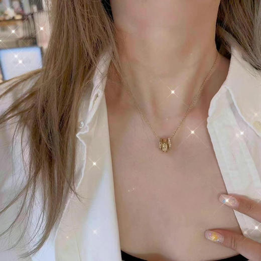 🇺🇸450包邮！银色、金色！coach新款Randell三环项链🥰✨设计太走心了！绝绝子呀💢环圈密镶水晶子超闪💫 商品图5