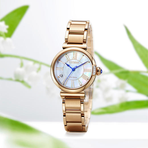 西铁城/CITIZEN小铃花贝母盘光动能花语风吟钢带时尚女表EM1063-89D 商品图8