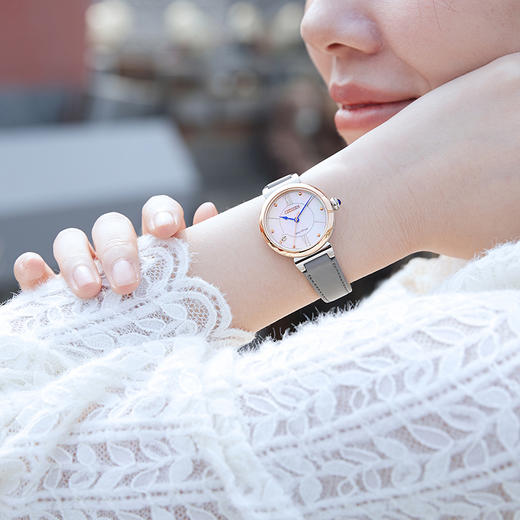 西铁城/小铃花贝母盘光动能花语风吟皮带女表EM1074-15D 商品图6