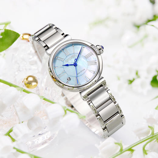 西铁城/CITIZEN小铃花贝母盘光动能花语风吟钢带时尚女表EM1060-87N 商品图7