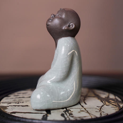 成艺 小和尚茶宠 哥窑汝窑可养小茶宠茶台桌摆件 个性创意茶玩 茶馆软装小饰品 商品图5