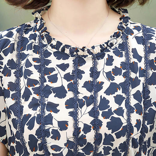 XH2094-2308 中年妈妈夏装时尚雪纺连衣裙遮肚新款中老年女夏季短袖碎花裙子薄 商品图3