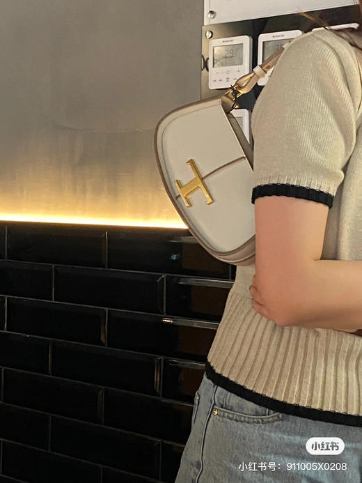 tods最新复古半月包 商品图2