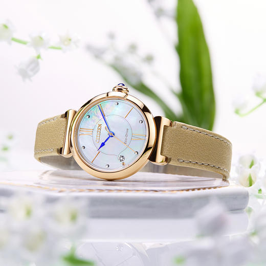 西铁城/小铃花贝母盘光动能花语风吟皮带女表EM1073-18D 商品图2