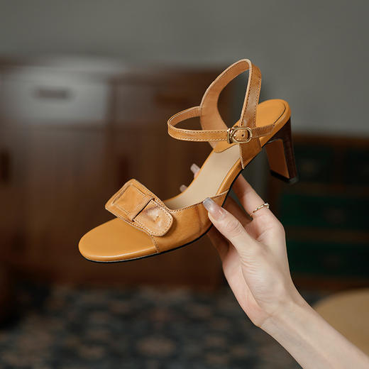 夏季新款，复古超质感进口手抓小羊皮高跟凉鞋PS1359 商品图4