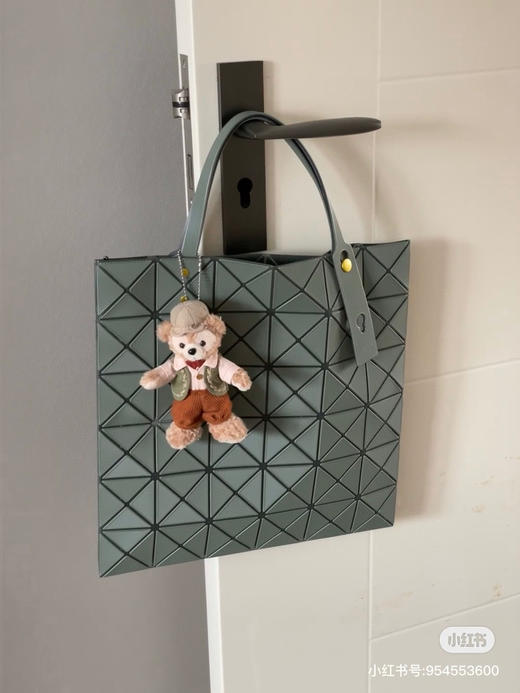 issey miyake 三宅一生-灰豆绿 商品图3