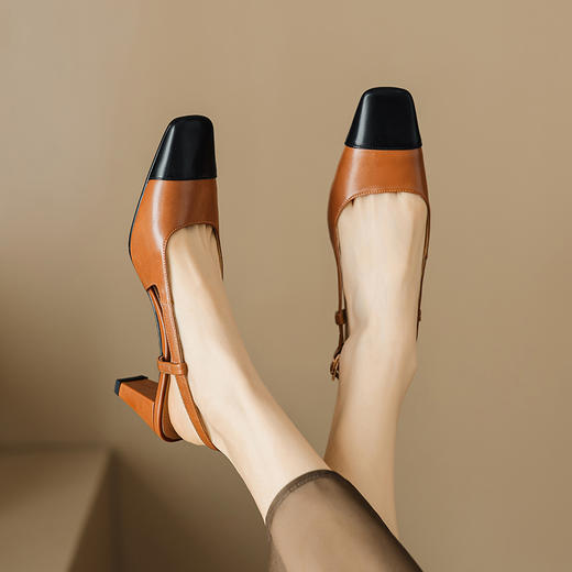 优雅小香风，拼色后空高跟方头包头凉鞋MLD-D6051 商品图0