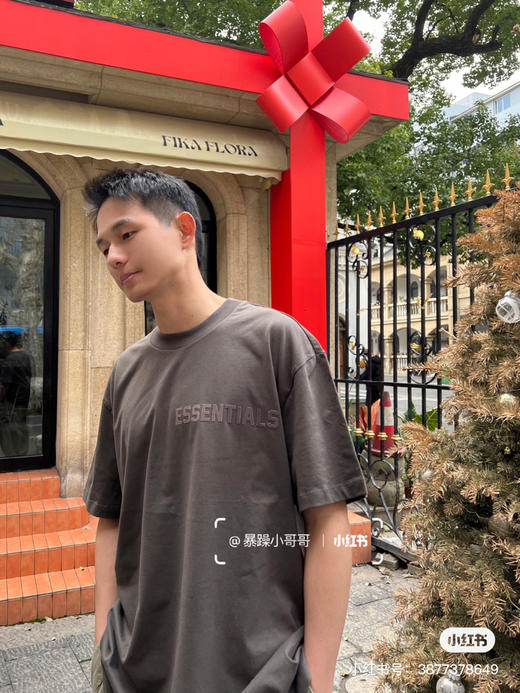 全新系列 FOG Essentials 23春夏短袖T恤-淡黑色 商品图2