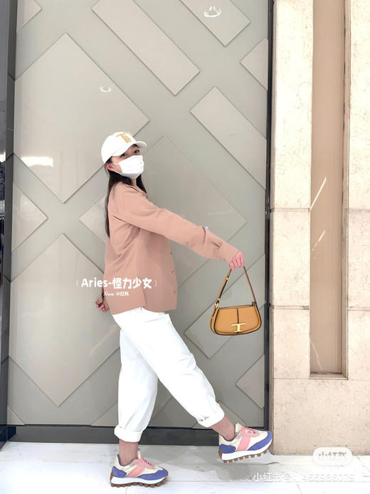 tods最新复古半月包 商品图0