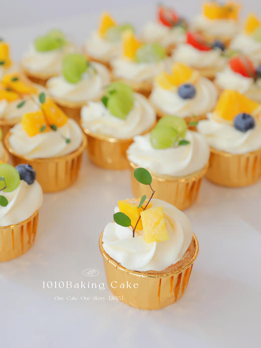 「当季水果·cupcake纸杯蛋糕·12个装」北海道配方有内馅·100%动物奶油（提前24小时预订） 商品图6