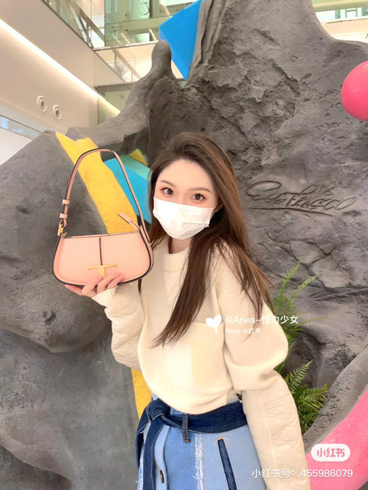 tods最新复古半月包 商品图0