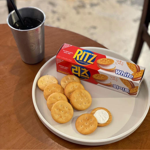 韩国Ritz夹心饼干白巧克力味77g 商品图0