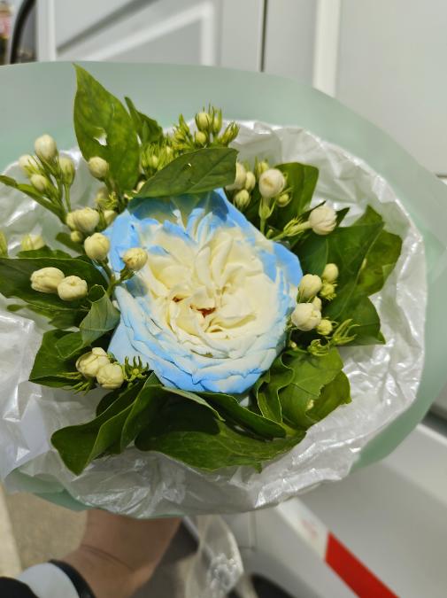 茉莉花+碎冰蓝花束（拼团） 商品图2