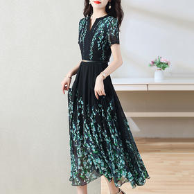 收腰显瘦，减龄长裙夏季复古优雅时尚印花碎花连衣裙HR-WS27389