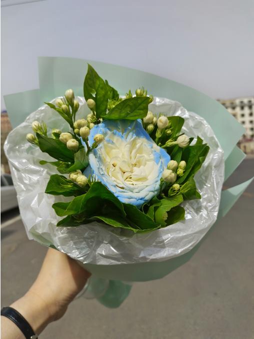 茉莉花+碎冰蓝花束（拼团） 商品图3