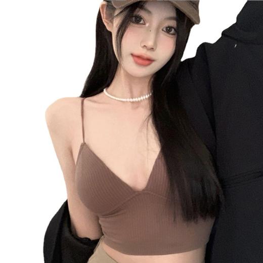 【买一送一，39元到手两件】夏季深V小吊带背心 自带文胸垫！不挑身材，内搭外穿都好看，纯欲风女神穿搭 商品图4