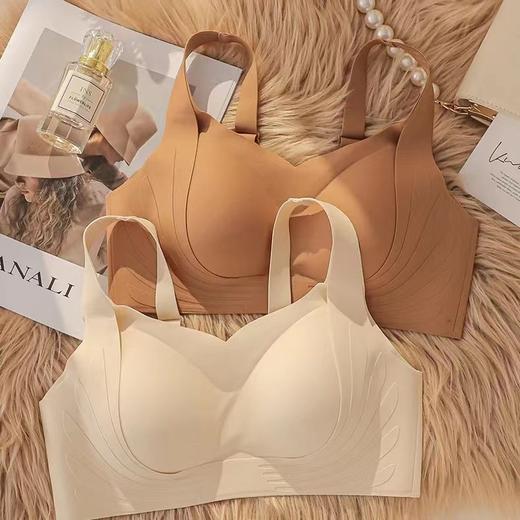 【买2件立减10元】果冻条聚拢文胸 瑜伽跳跃也能稳稳的 聚拢无痕无钢圈内衣 透气不闷 高弹软糯 商品图3