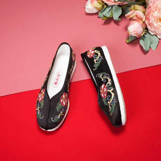 内联升女鞋单鞋千层底织锦盘金牡丹绣花淑女鞋8677A 商品图1