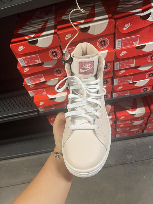 半价¥459直邮到手！Nike 耐克女款运动鞋 淡粉色 商品图5