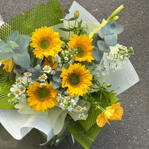 《青柠》绿心向日葵花束 商品图2