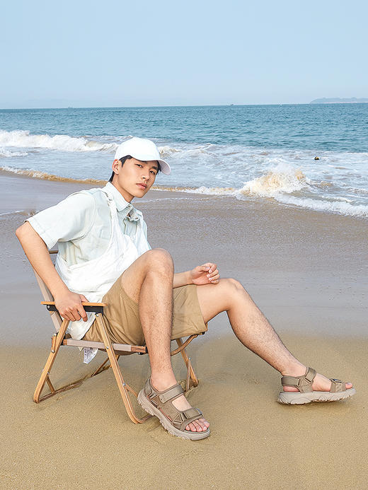 骆驼男鞋2025夏季新款时尚运动凉鞋男款魔术贴户外休闲厚底沙滩鞋 G13M220044 商品图3