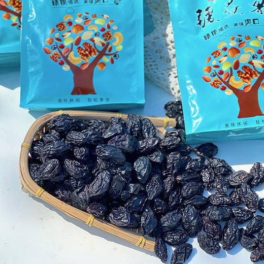 喀什【西梅干(带核)】 软糯皮薄肉厚 果香浓郁 酸甜可口 配料只有西梅果！ 商品图4