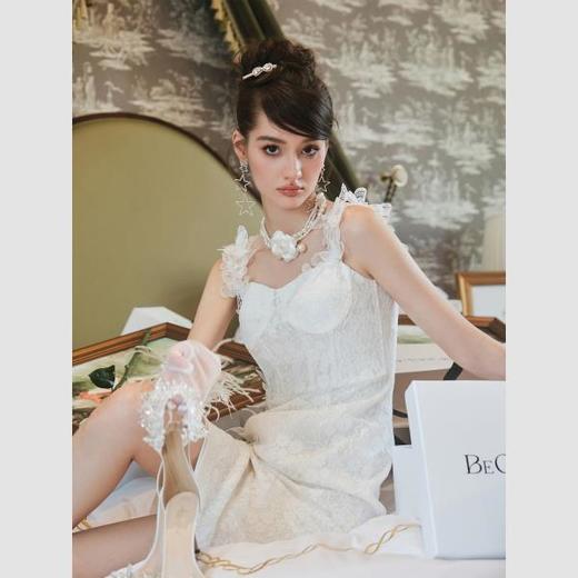 【孤品样衣，不退不换】【花的嫁纱】轻奢气质白色礼服连衣裙新款 商品图3