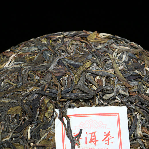 2023头春冰岛古树普洱茶生茶饼357克 商品图4