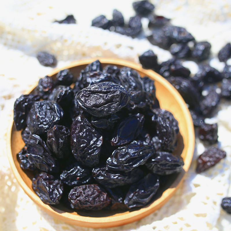 喀什【西梅干(带核)】 软糯皮薄肉厚 果香浓郁 酸甜可口 配料只有西梅果！