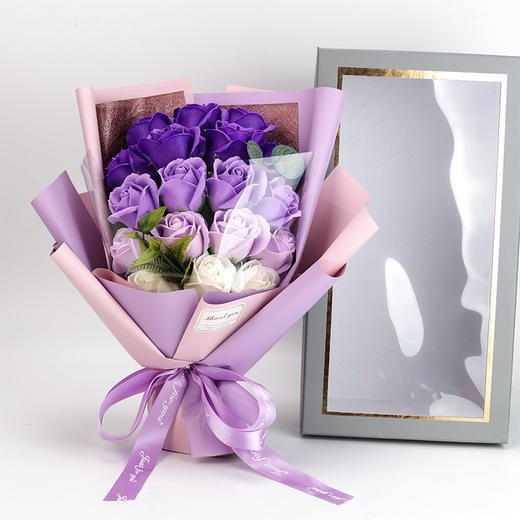 【浪漫永生花❗️香皂花18朵玫瑰花束】保存长久，无害，淡淡的香味，情人节礼物礼盒母亲节礼品520礼物伴手礼三八妇女节新年礼盒年货礼盒 商品图4