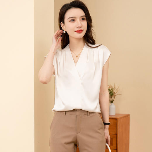 罗蒙夏季女装V领缎面衬衫无袖设计优雅时尚知性百搭衬衣女 商品图4