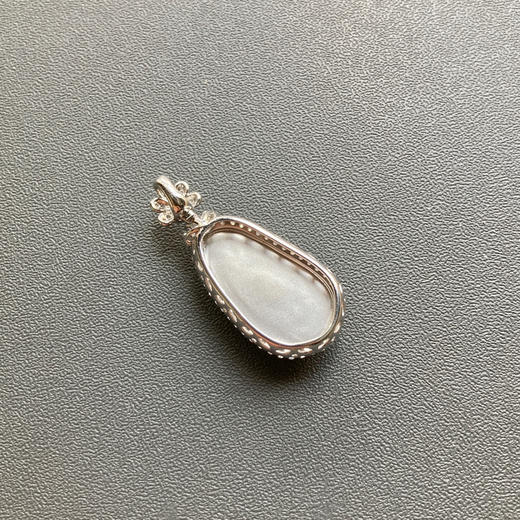 高冰种阳绿翡翠福豆18k白金钻石镶嵌 商品图5