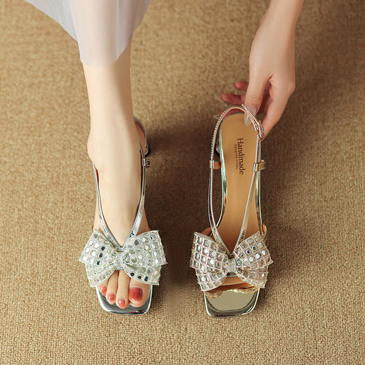 夏季新款，蝴蝶节水钻凉鞋LD-6324 商品图6