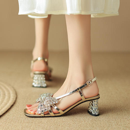 夏季新款，蝴蝶节水钻凉鞋LD-6324 商品图7