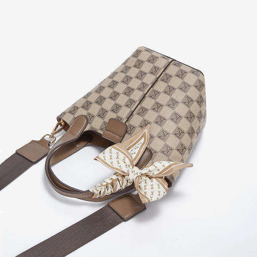 Safiya/索菲娅2023新款手提包时尚百搭水桶包单肩包女斜挎包女包SF900312Y 商品图4