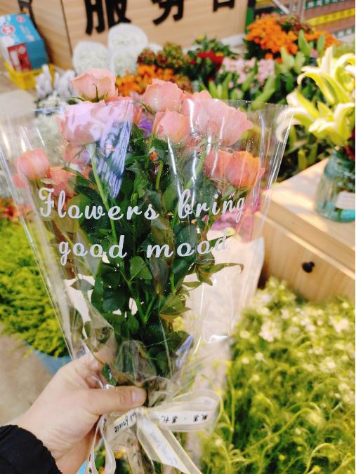 小灵感多头玫瑰花束（拼团） 商品图1