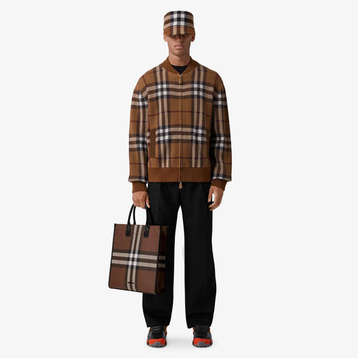 BURBERRY 巴宝莉 男士轻便竖版 Denny 托特包 格子 8064445 A8900 商品图3