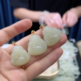 18K和田玉吊坠-水滴扣晴水佛公