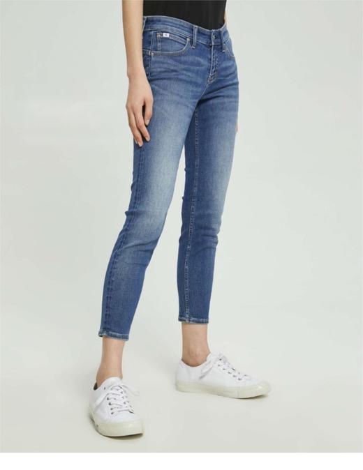 CK 牛仔裤女  J217905-1A4 .67%COTTON 23%POLYESTER 5%COTTON 5%ELASTANE 商品图0