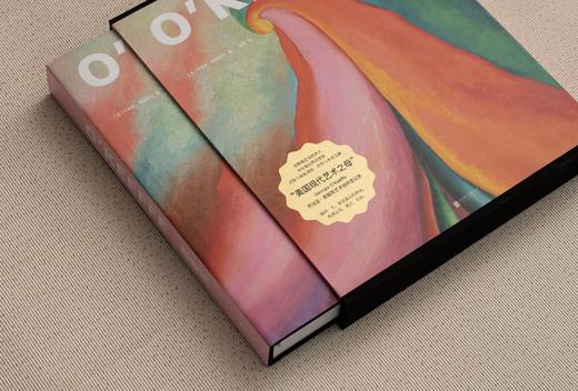 《欧姬芙》“美国现代艺术之母” 艺术理论画册，收录300余幅作品，文字内容详尽 商品图2